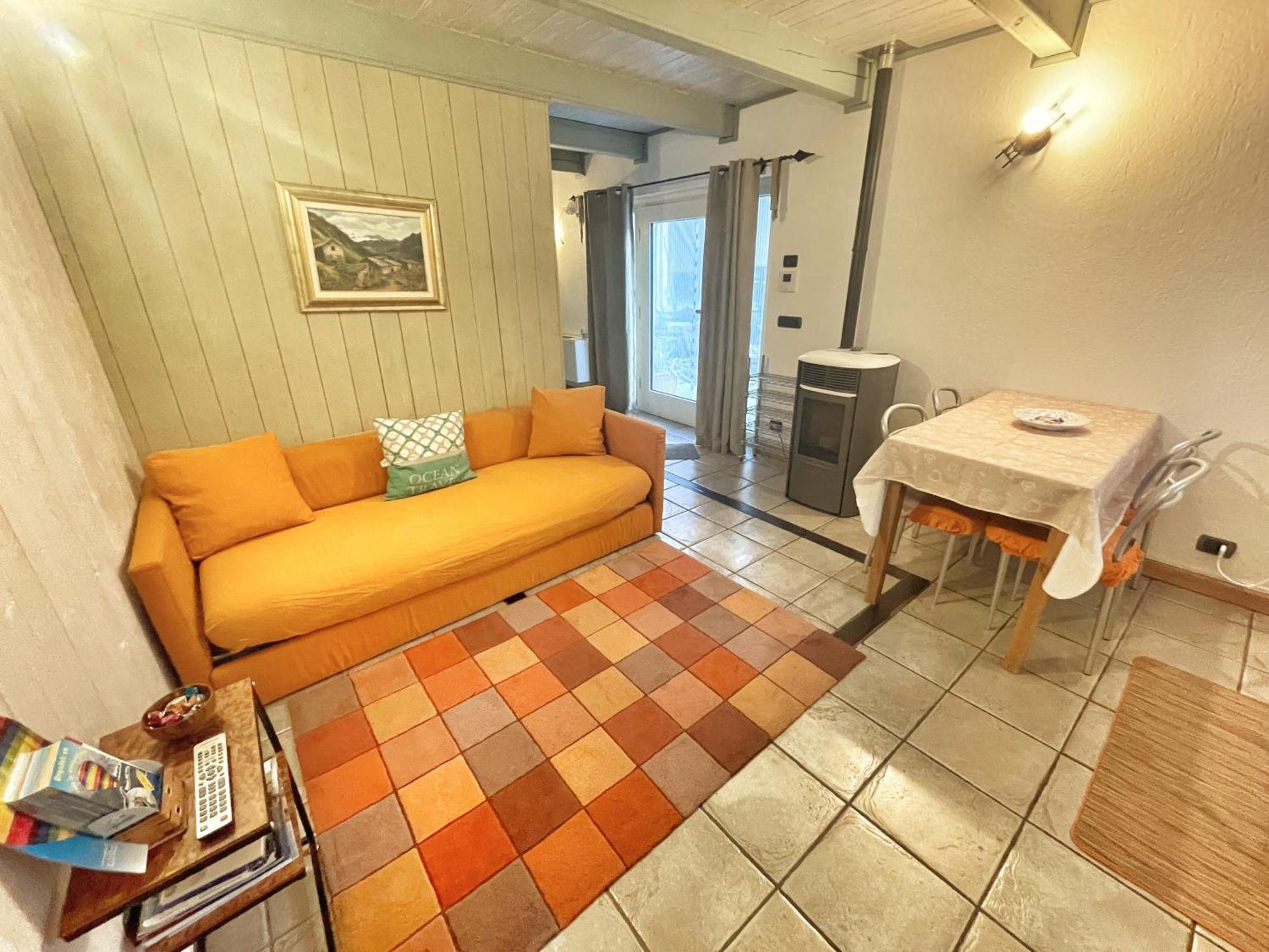 La Casina Di Oscar Ad Ao V Combe Vda Quart 0014 E 00I6 Apartment Екстериор снимка